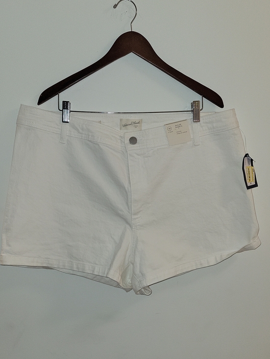 Universal Thread Pants - Target White Women's Denim Shorts - Sailor High-Rise Size 18